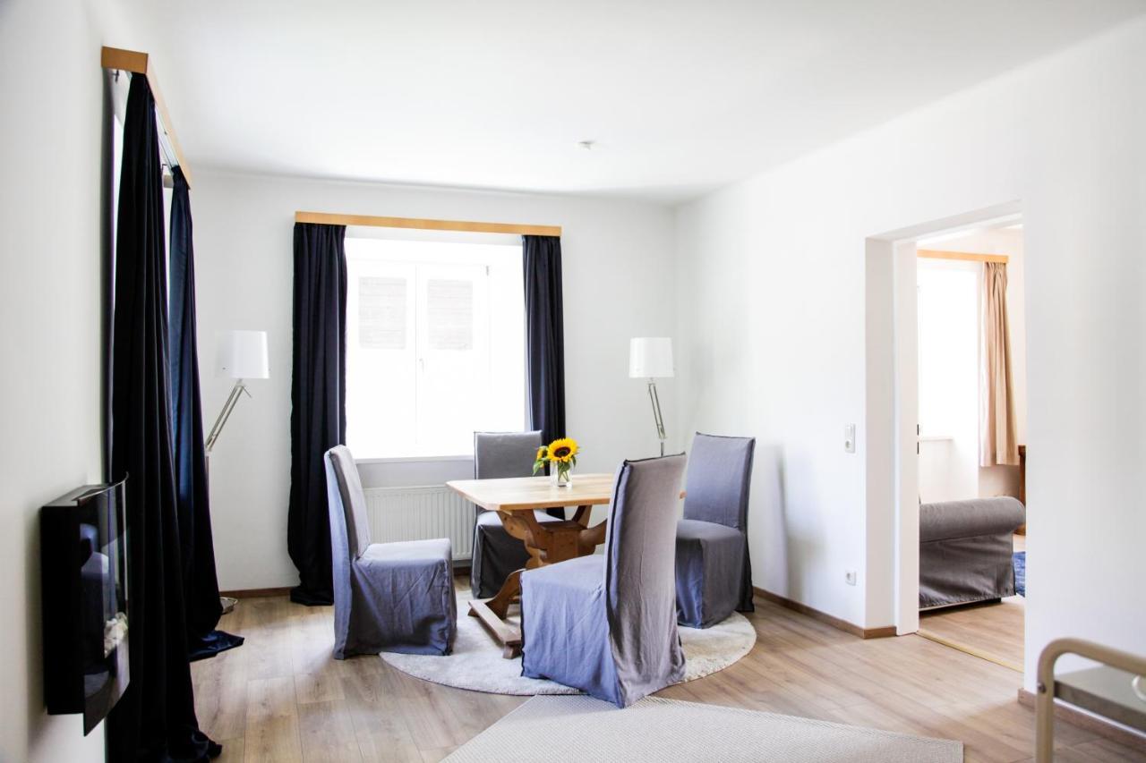 Glueck Am See - Apartment Mit Seezugang ハルシュタット エクステリア 写真